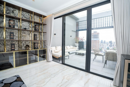 High End Triplex Penthouse - Toul Kork