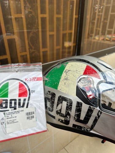 Sell AGV new 90%