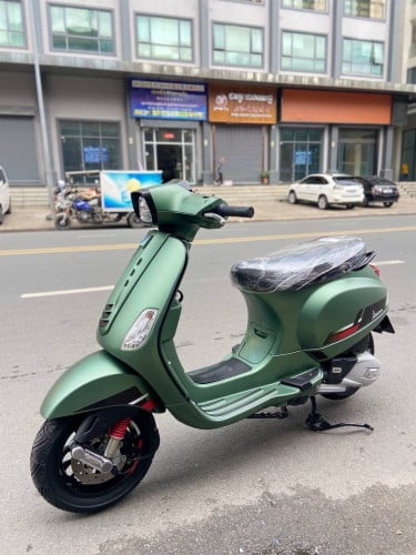 Vespa S 2022 125cc​ ស្លាកលេខស្រាប់ ស្អាត​98%​ ធានា​ម៉ាសុីន1ឆ្នាំ​