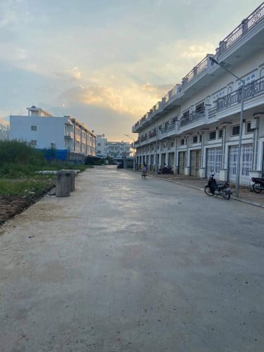 លក់ប្រញ៉ាប់លុយ