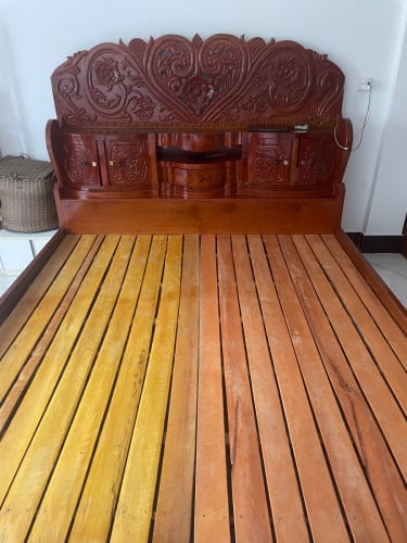 គ្រែប្រអប់ លក់ប្រញ៉ាប់