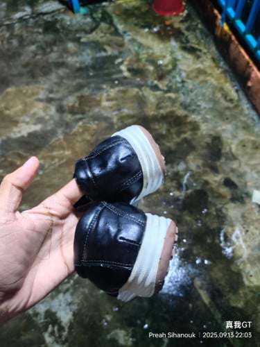 ពាក់ហូបការបាន និងធ្វេីការបាន