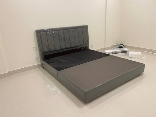 គ្រែគេង ខ្នាត 1.8m