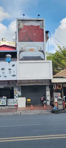 ហាងសំរាប់ជួលនៅសាលាវិទ្យាល័យ |  Shop for rent near The Primary School