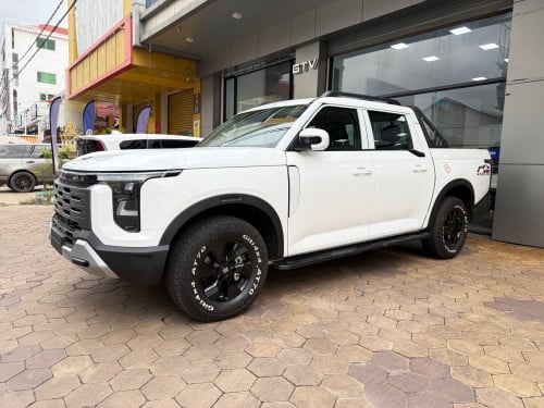 柴油四驱郑州日产皮卡ZNA Z9 PICK UP FULL SIZE