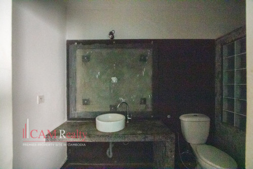20 Room Boutique Hotel For Rent in Chakto Mukh