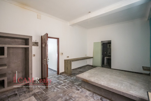 20 Room Boutique Hotel For Rent in Chakto Mukh