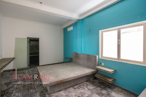 20 Room Boutique Hotel For Rent in Chakto Mukh