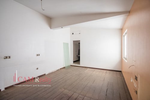 20 Room Boutique Hotel For Rent in Chakto Mukh