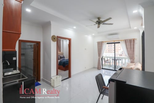 3rd Floor 1 bedroom Apartment For Rent in BKK1.