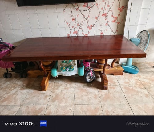 Dinning Table (តុញ៉ាំអាហារ)