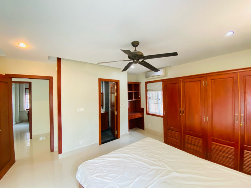 Villa For Rent near Aeon and Naga In Bassac Garden City