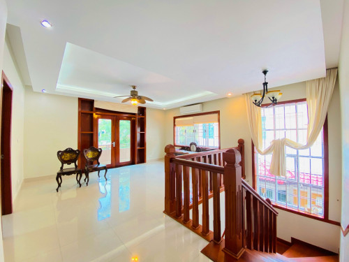 Villa For Rent near Aeon and Naga In Bassac Garden City