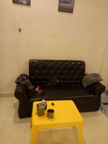 លសាឡុងមួយ