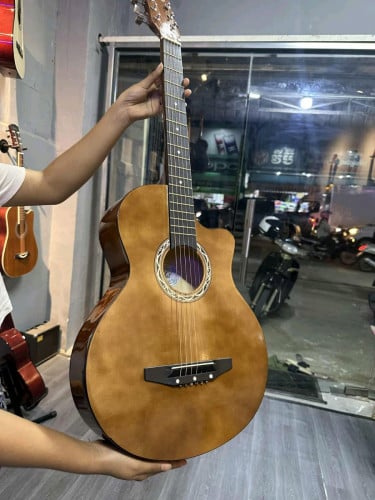 ហ្គីតានៅស្អាត 100%