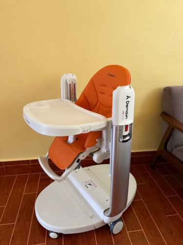 Selling Brand New Baby Chair 3in1 “Á Demain”