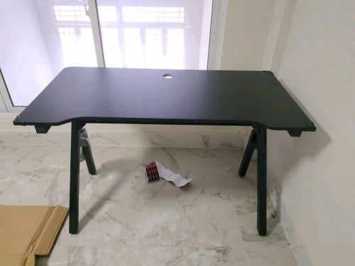 តុលក់ថ្មីដូចក្នុងរូបថត