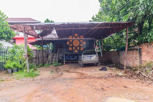 ដីលក់ក្នុងក្រុងសៀមរាប-ជិតវត្តដំណាក់/Land for Sale in​ Siem Reap City-near Wat Damnak