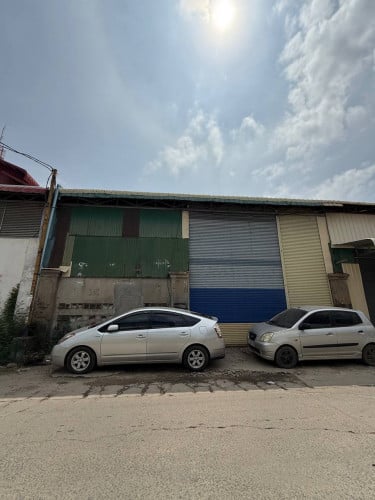 ឃ្លាំងសម្រាប់ជួល : ស្ទឹងមានជ័យ, ភ្នំពេញWarehouse for Rent at Stoeng Meanchey