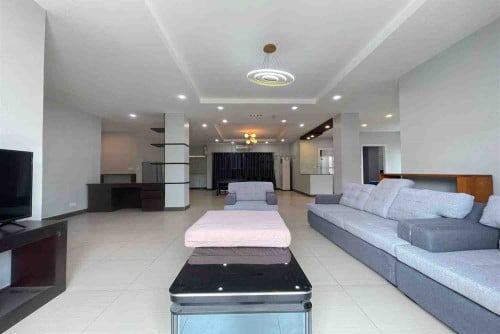 4 Bedroom Service Apartment For Rent In Phsar Derm Thkov With Gym