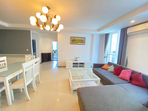 Biggest Three bedroom for rent at Doun Penh