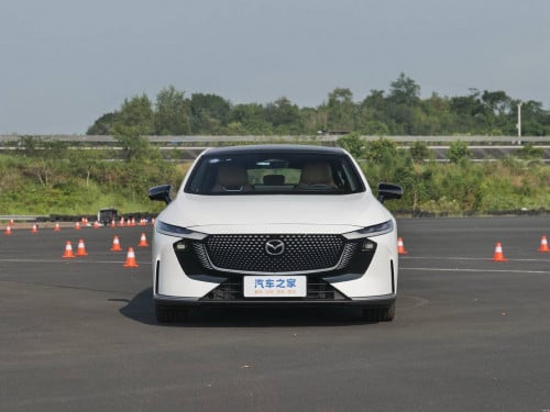 Mazda EZ6 EV 600KM Top options 35800$
