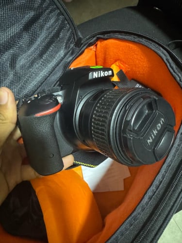 Nikon D5500 for sale everything work