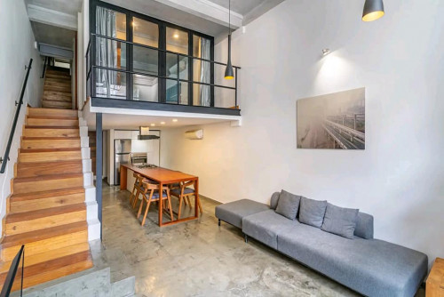 RENOVATED TWO BEDROOM FOR RENT-DAUN PENH 🍀