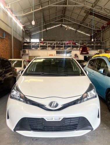 Toyota Vitz 2014 ចាក់សោ