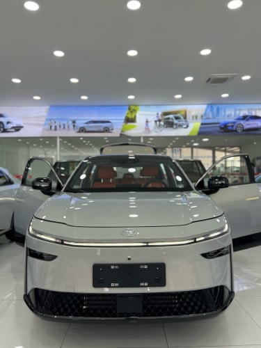 ToyotaBZ3X EV 610KM Fulloption 35800$