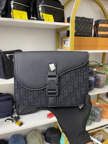 កាបូបបុរស