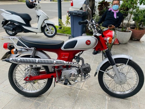 លក់ Honda CL ឆ្នាំ 1997 ម៉ូតូនៅថ្មីស្អាតសុីនទាំងអស់