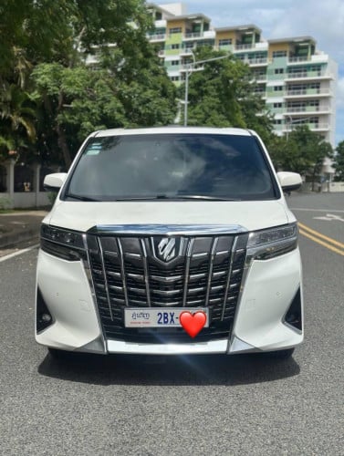 Alphard 2017 Exclusive Lounge ឆេ្វងសុីន V6 ឡានស្អាត តំលៃ 68000$ចចារ