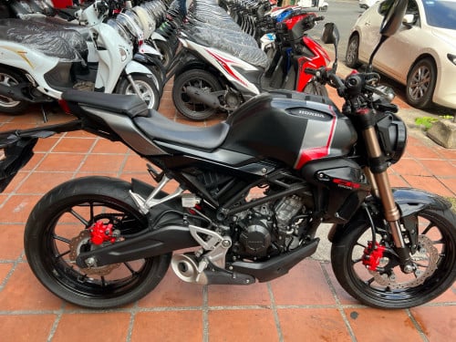 HONDA CB សេរី2019