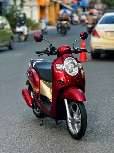 Honda scoopy 018