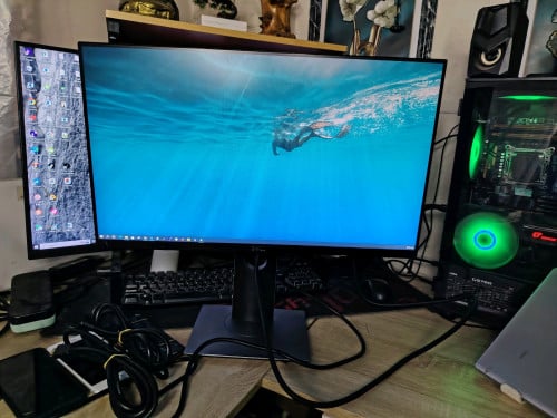 monitor Dellលក់លាងស្តុក