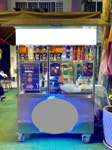 ទូកញ្ចក់អុីណុក មានដំបូល