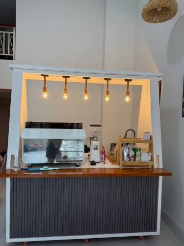 ទូកាហ្វេចល័ត