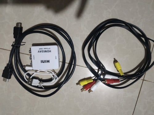 ឌុច Mini HDMI AV សម្រាប់ភ្ជាប់ទូរស័ព្ទដៃ កំព្យូទ័រទៅទូរទស្សន៍