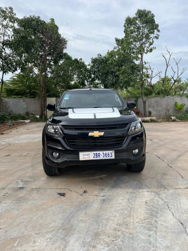 រថយន្តpick up coloradoអូតូប៉ុងមួយ