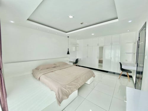 ✨ Furnished 1-Bedroom Serviced Apartment for rental