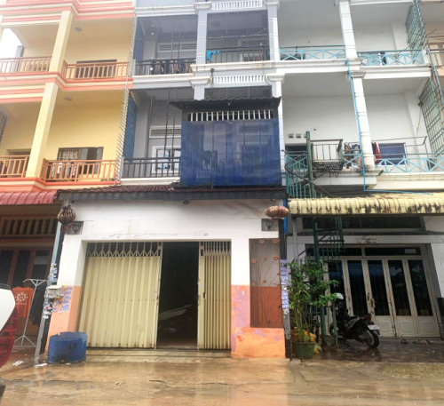 3-Storey Link House Auction: $95,000 | Borey Monorom