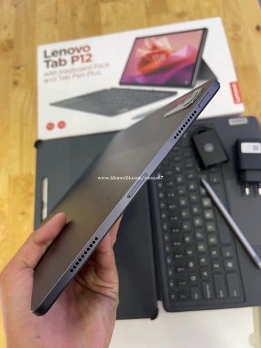 Lenovo P12