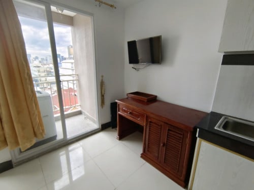 Nice Studio Apartment elevator Russian Market