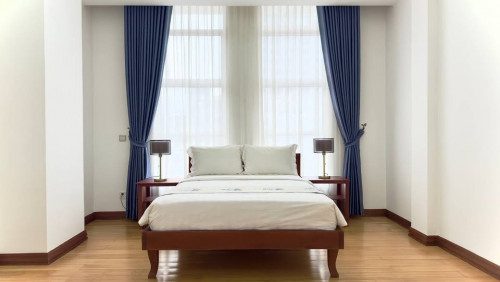 PREMIUM THREE BEDROOM FOR RENT-BKK1 ๐