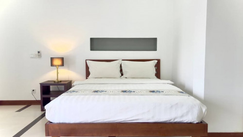 PREMIUM THREE BEDROOM FOR RENT-BKK1 ๐