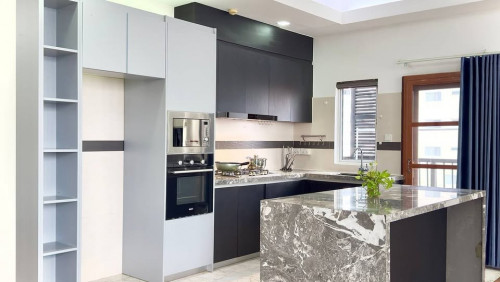 PREMIUM THREE BEDROOM FOR RENT-BKK1 ๐