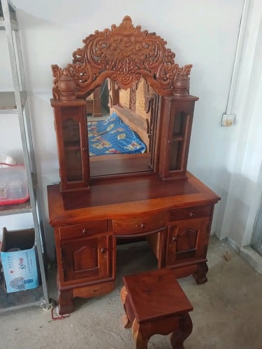 ទូសំអាងធ្នង់ឡាយបេងសាច់ស្អាតខ្លាំង