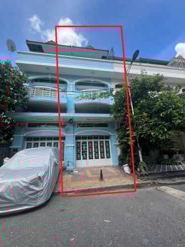 ផ្ទះល្វែងសម្រាប់ជួលក្បែរ រតនាផ្លាហ្សា