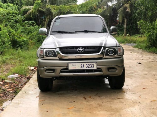 Toyota Hilux 2002 (មានTurbor) ឡាននៅស្អាត បង់ពន្ធផ្លូវ25រួច (តំលៃចរចាគ្នាបានខ្លះ)